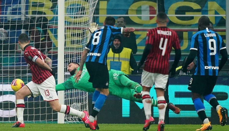  AC米兰同城德比战憾平国际米兰  