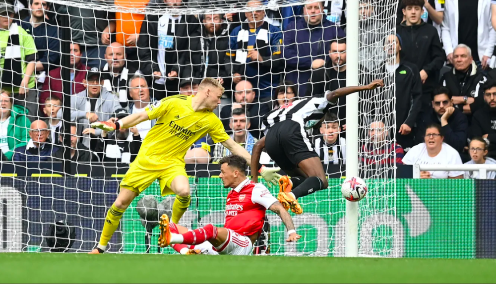  多特蒙德主场憾失良机，德甲争冠悬念得以延续